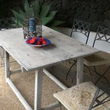فيلة Hantour